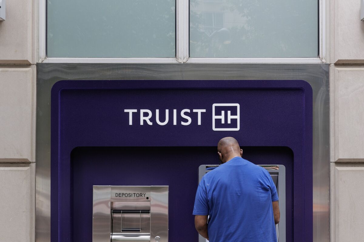 Truist Looks to Sell High-Grade Bonds Amid Regional Bank Concern