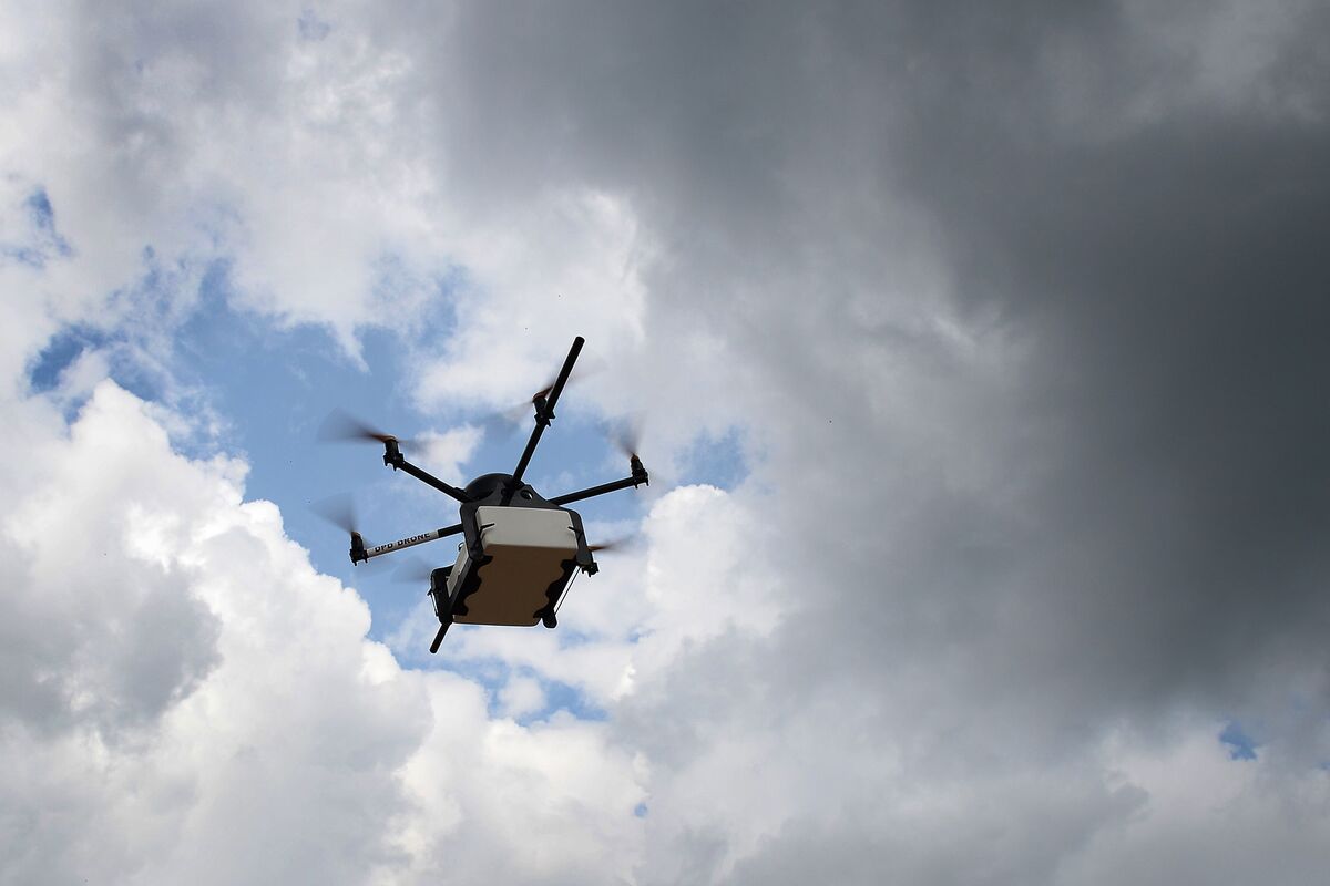 Google Exec Says Delivery by Drone Possible Within a Few Years - Bloomberg Google Exec Says Delivery by Drone Possible Within a... 