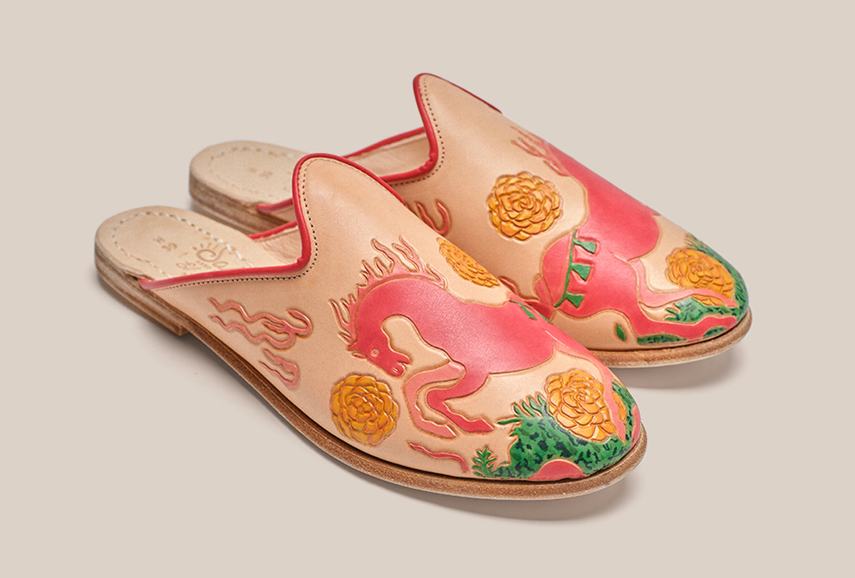 Slippers with fire horses on them