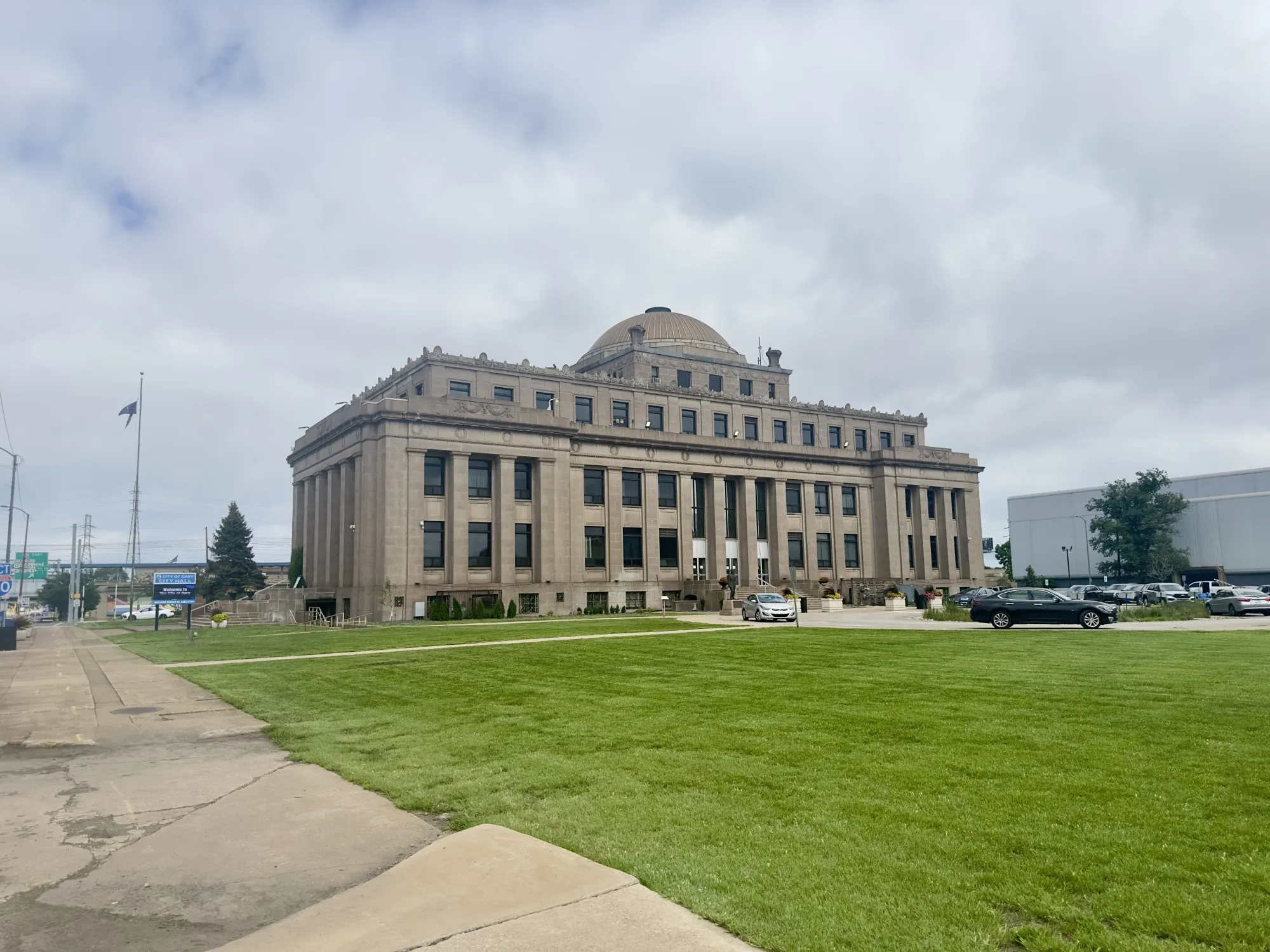 In Gary, Indiana, a Struggling Steel Town Plots an Old-School Comeback -  Bloomberg