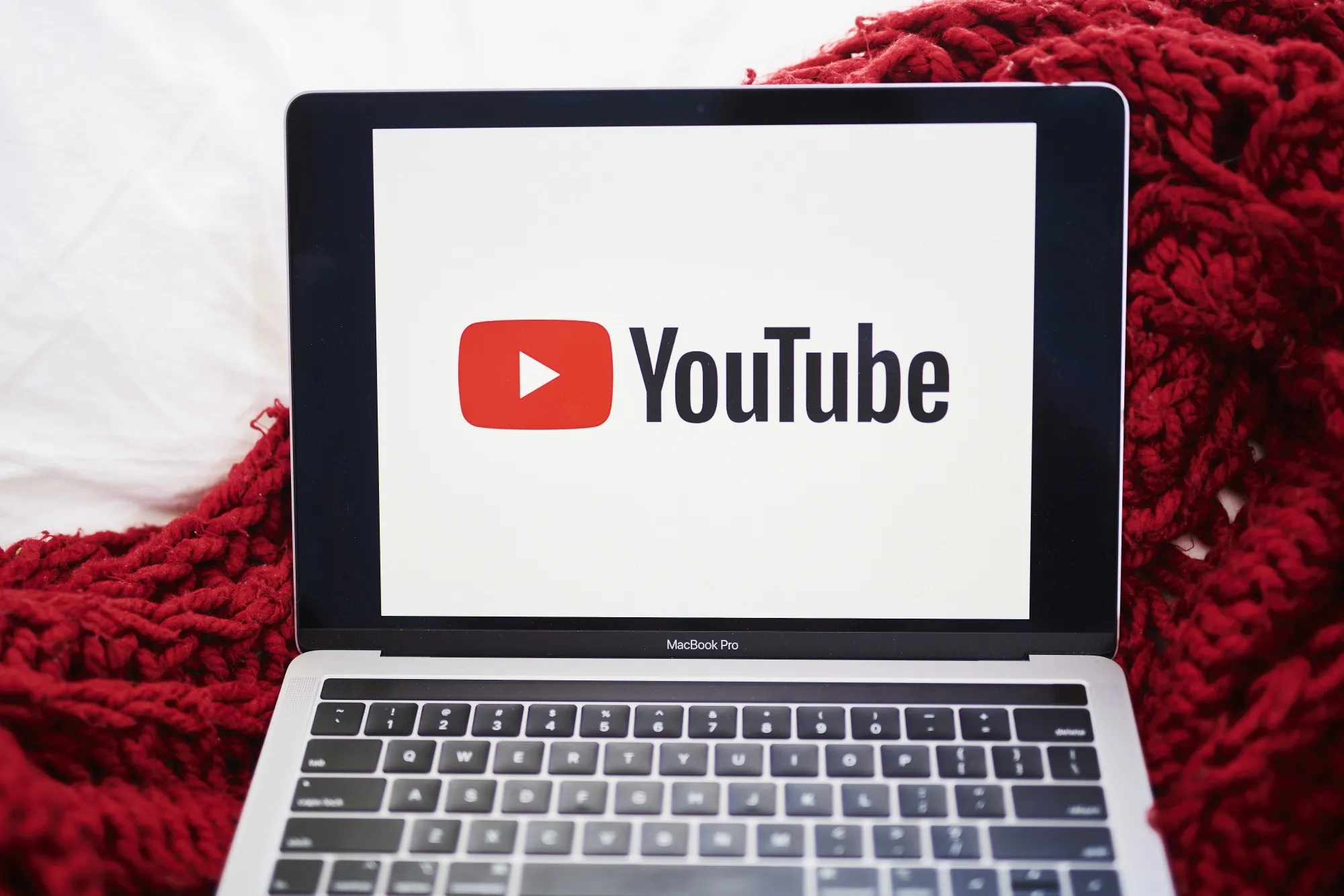 YouTube's TV-Based Views Skyrocket, Paving Way For Ad Push