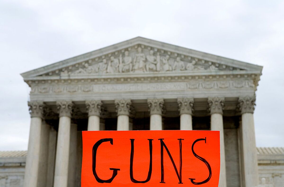 The Absurd Gun Case That Unified the Supreme Court