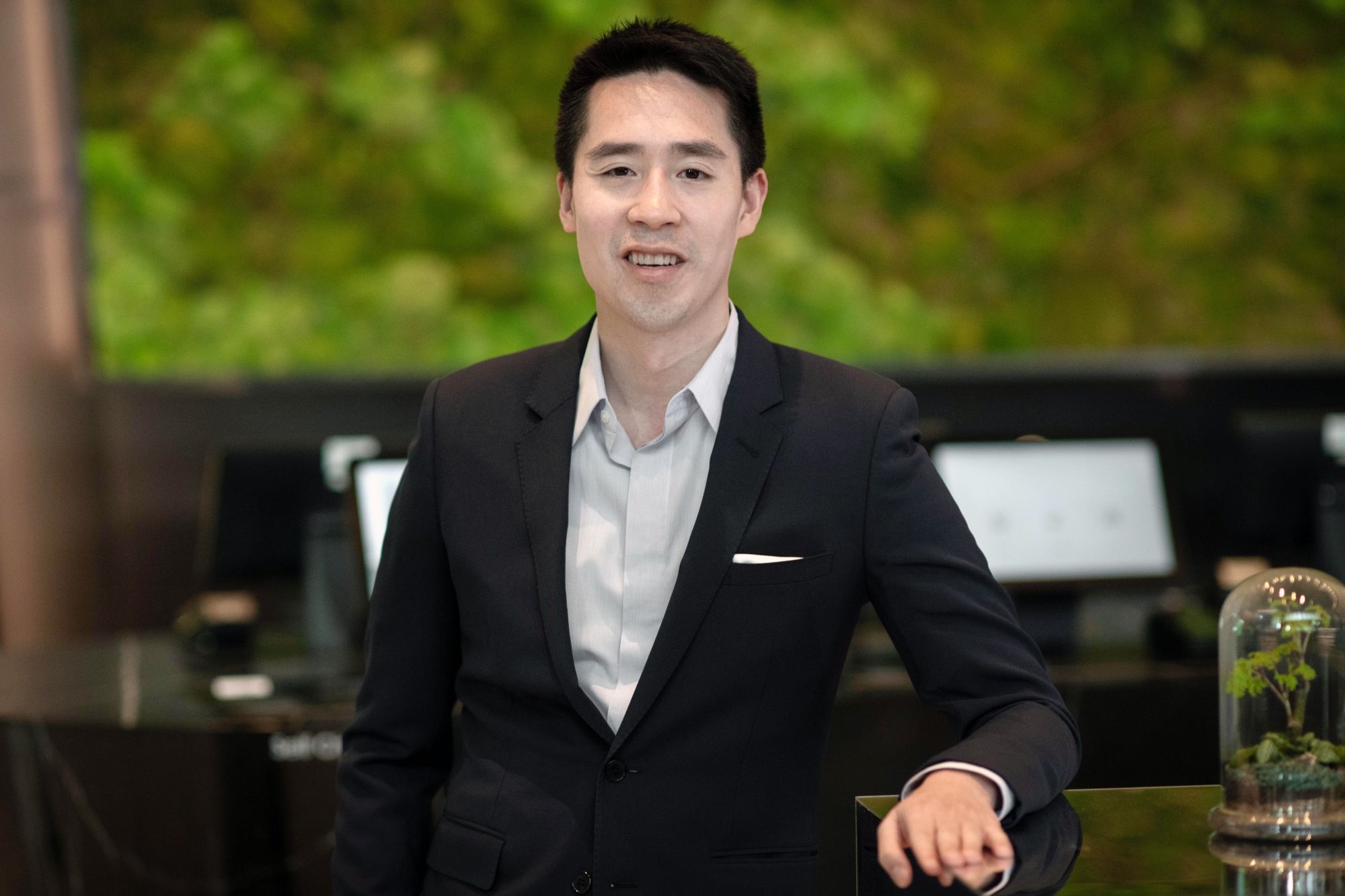 Sun Hung Kai's Adam Kwok Says Housing Top Hong Kong Priority - Bloomberg