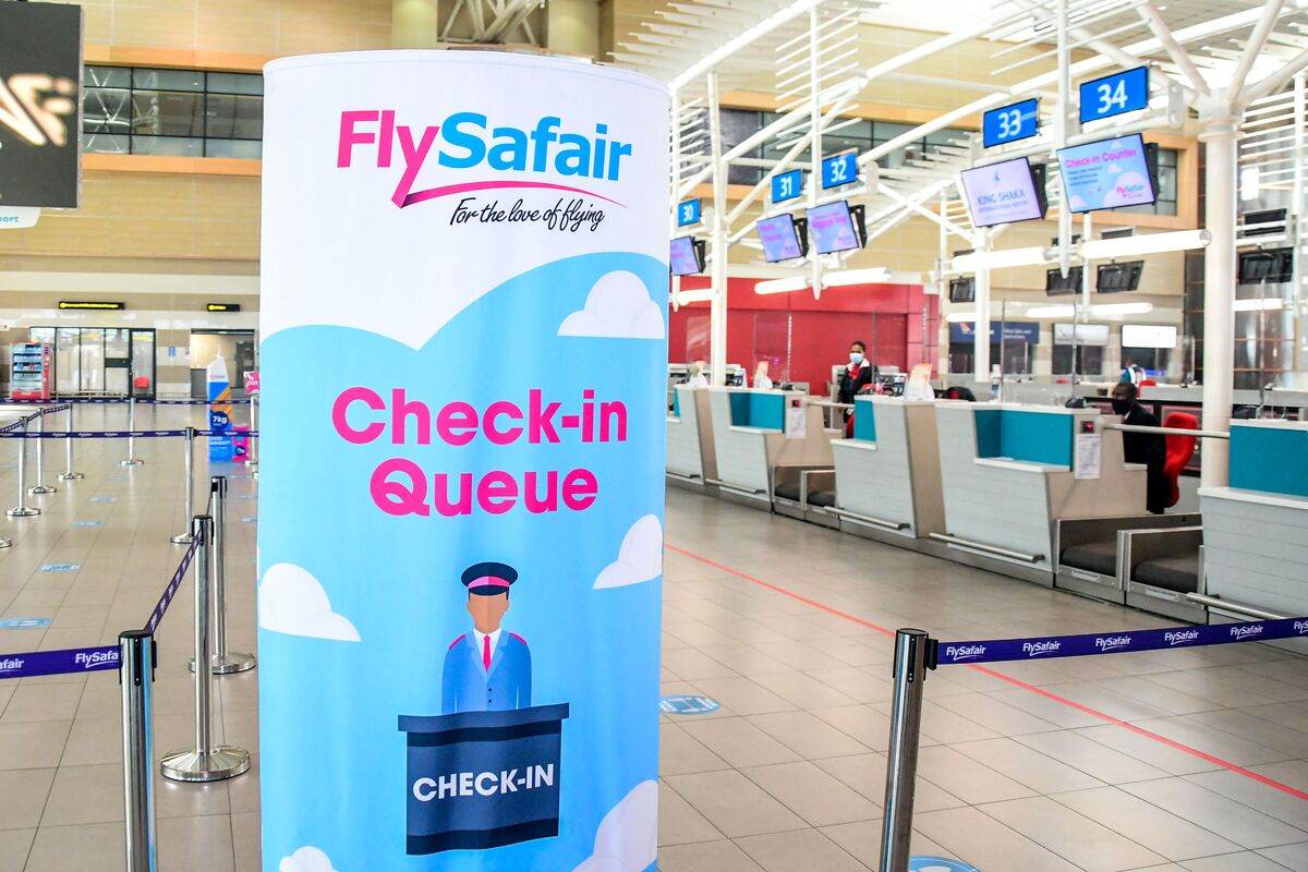 FlySafair Plans Pilot Lockout Over South African Strike Threat FlySafair Plans Pilot Lockout Over South African Strike Threat