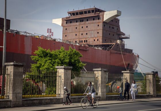 China Is a Dying European Shipbuilder’s Last Hope