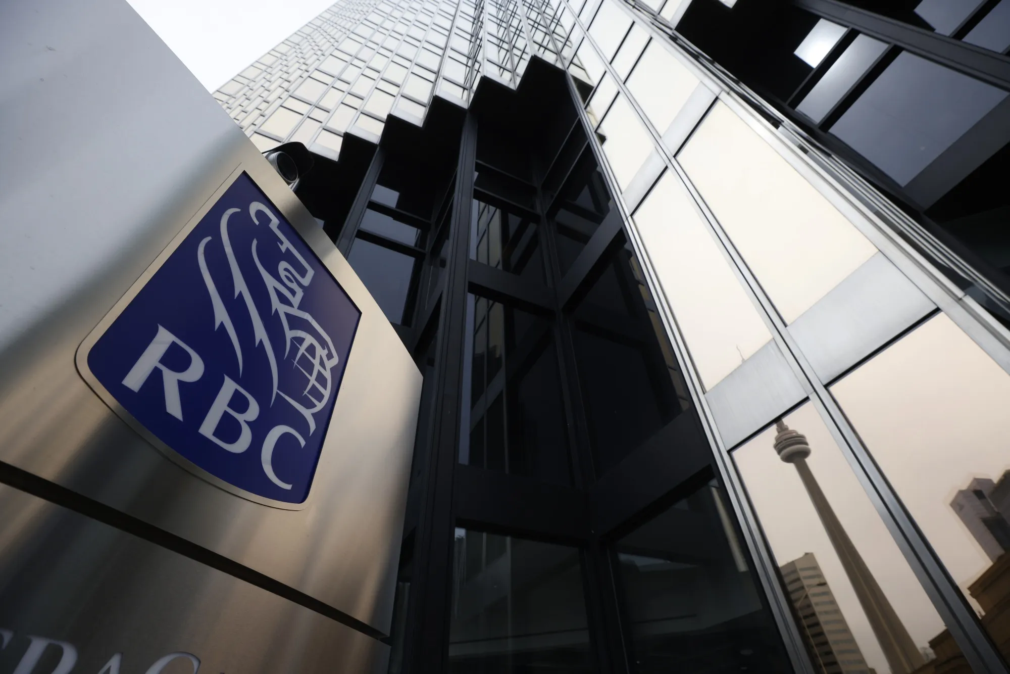 RBC Is Expanding Its US Business With a Cash-Management Offering - Bloomberg
