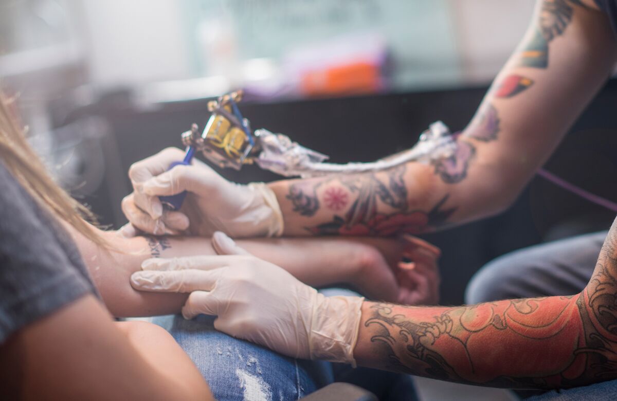 Tattoo Ink Moves Through the Body, Killing Immune Cells and Weakening Vaccine Response