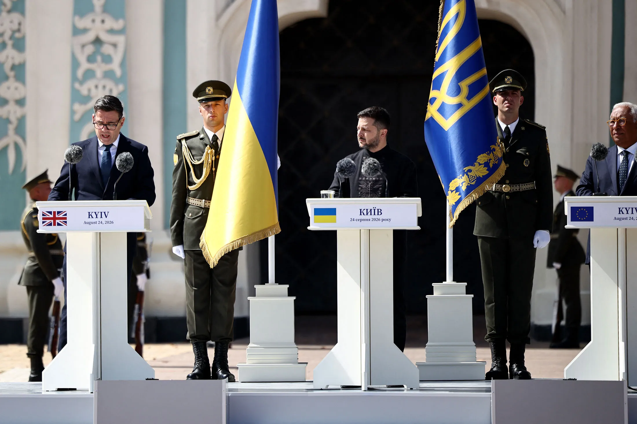 Burnham, on Ukraine visit, hails Kyiv's defiance as akin to Britain's WWII fight against Nazis; vows to help bolster air defenses ahead of winter