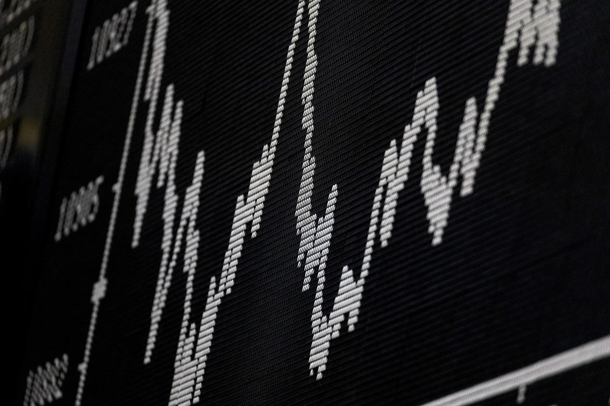 European Stock Exchanges Shrug Off Brexit Deal Rejection