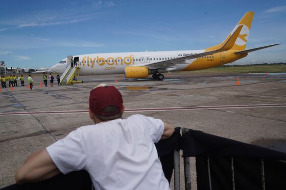 Argentina’s Flybondi Bets on Local Flights to Survive Virus