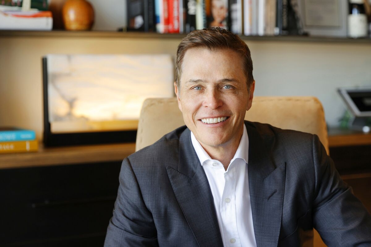 bloomberg.com - Randall Williams - Athlete Financing Firm Gets Backing From Former Endeavor Execs