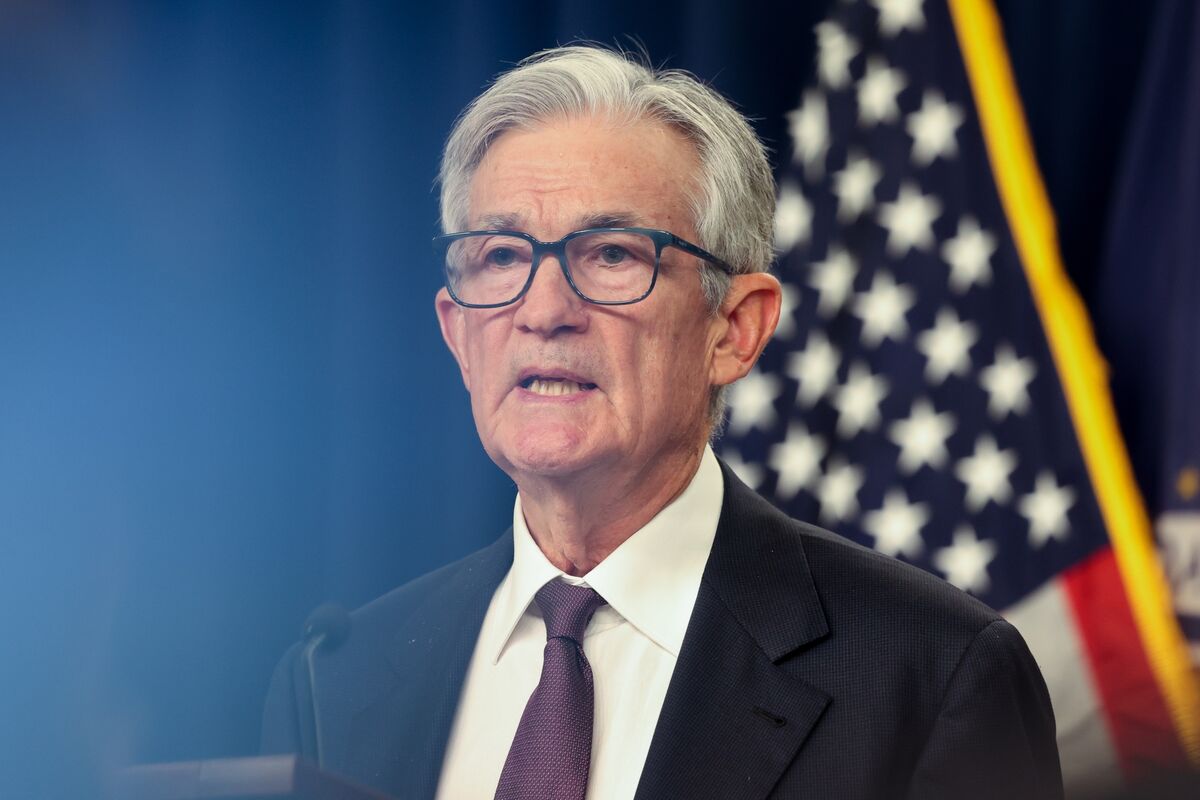 🟪"Powell: Nessuna riduzione dei tassi senza chiarezza dalla Casa Bianca"