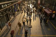 Consumer Spending in Shanghai As Xi Prepares to Unveil China Stimulus Plan
