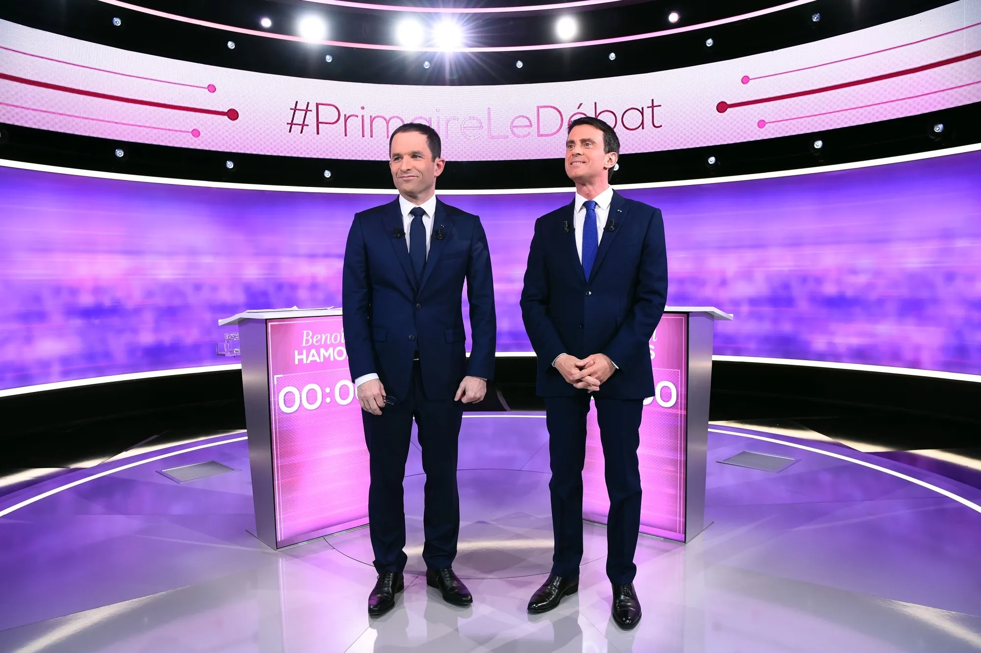 Benoit Hamon and Manuel Valls prior to a televised debate on Jan. 25.
