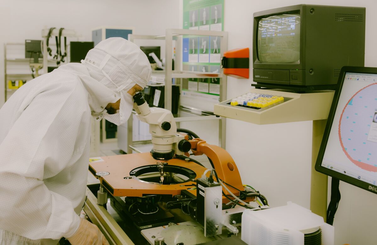 German Quantum Computing Supplier Raith Weighs €1 Billion Sale