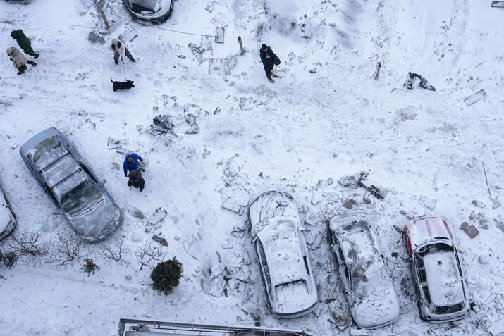 Widespread Russian Air Strikes in Ukraine