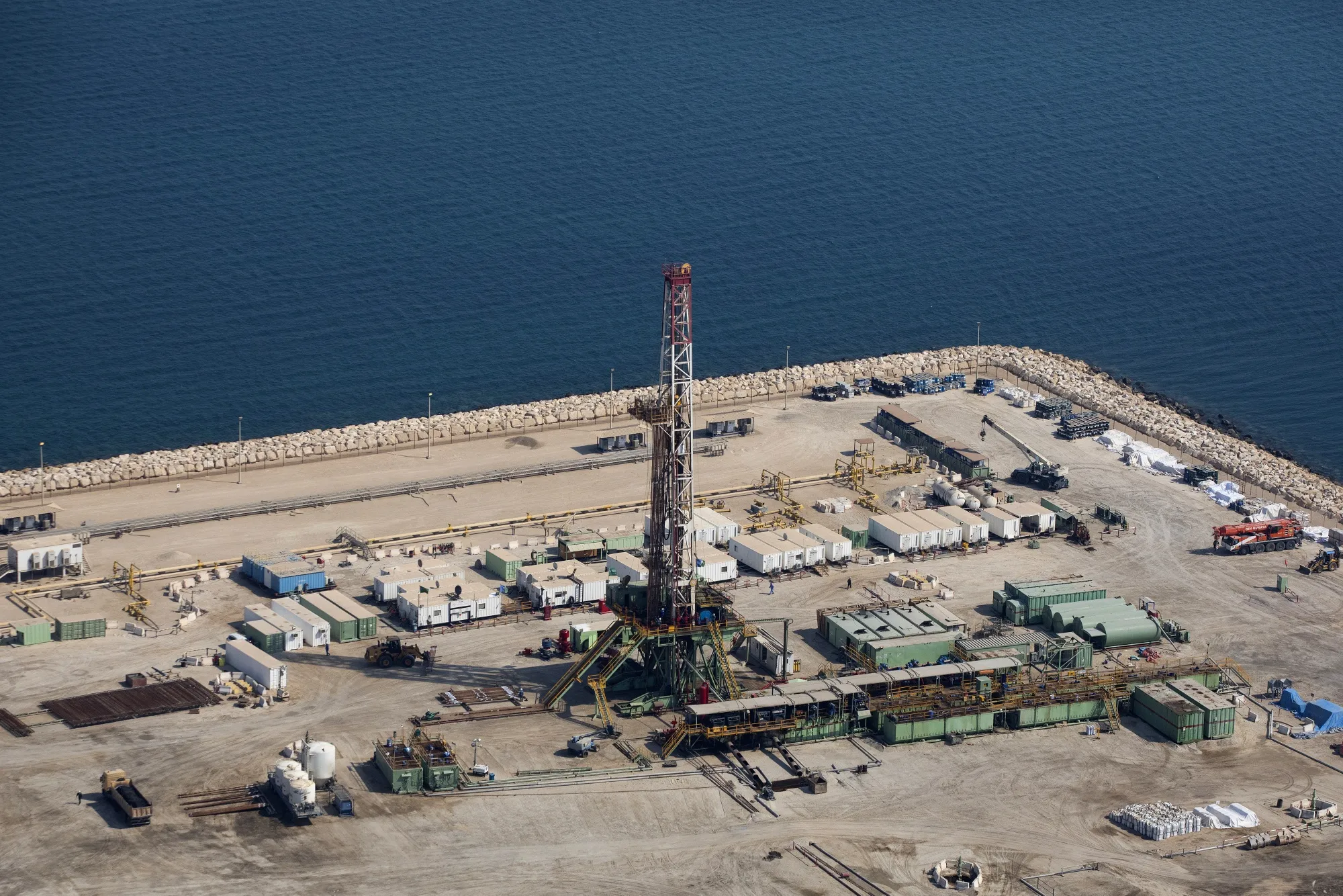 An oil drilling rig, operated by Saudi Aramco, in Manifa, Saudi Arabia.