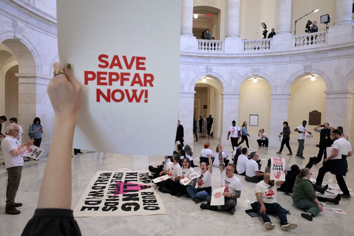 Senate Restores AIDS Funds, Amends Trump Cuts