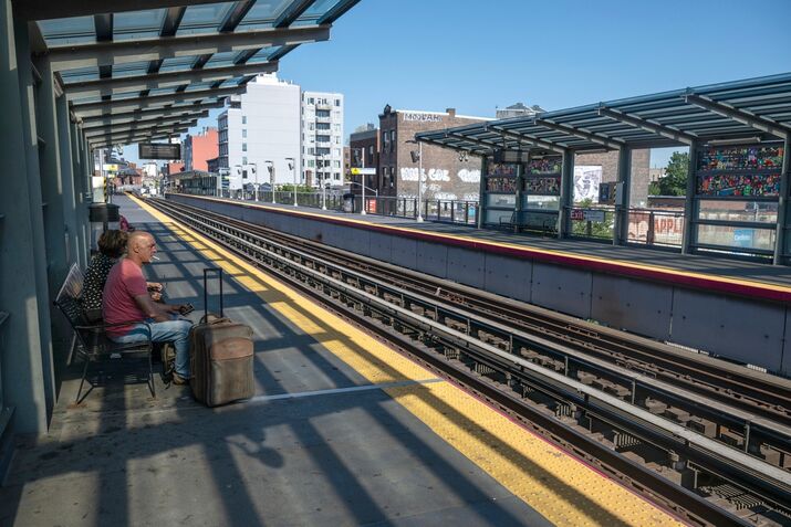 Long Island Rail Workers Strike In First Walkout Since 1994