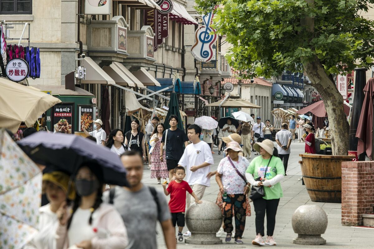 China to Announce More Measures to Boost Consumption