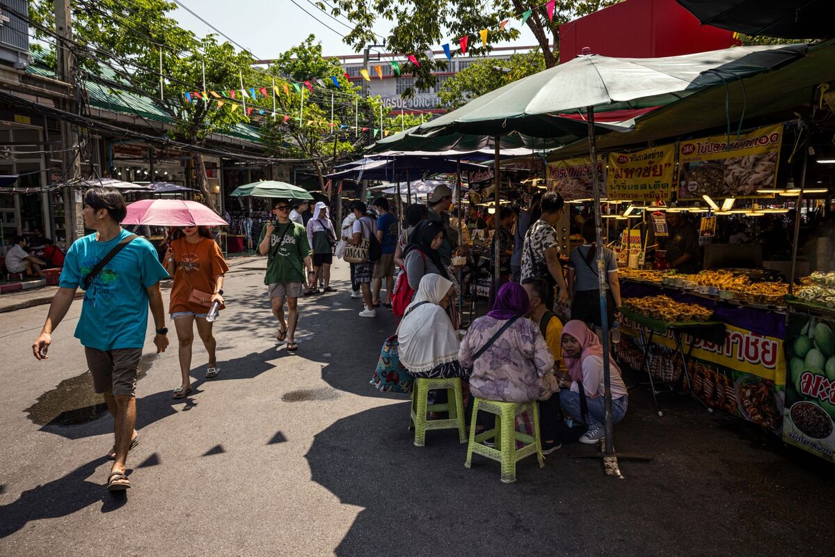 Thai Microfinance Giant Tightens Loans as Borrower Stress Builds