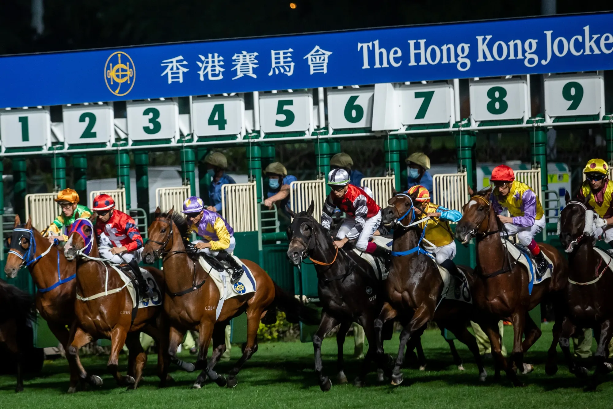 Hong Kong Jockey Club Sells $1 Billion Portfolio to Canada Firm - Bloomberg