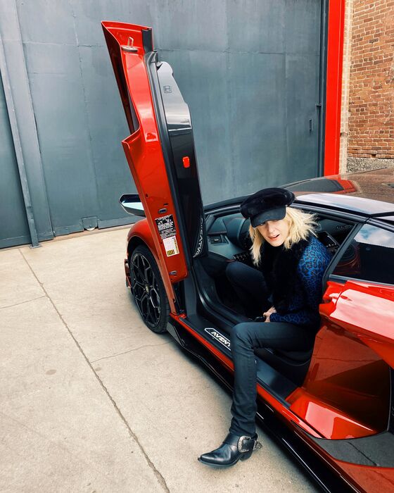 The Unadulterated Excess of a $574,000 Lamborghini