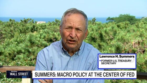 Summers Says Delta Spread Risks Escalating Inflation Concerns