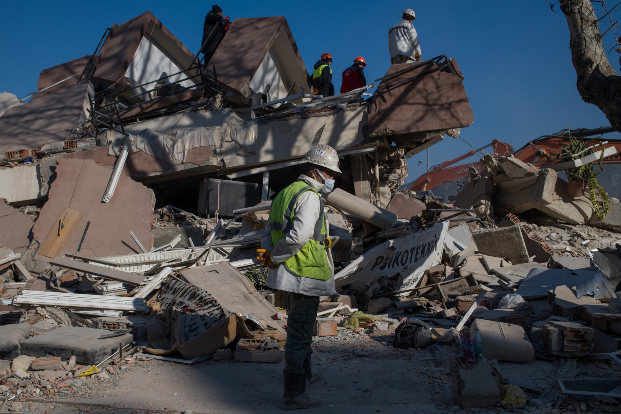 Turkey Marathon TV Show Raises $6 Billion Donation for Earthquake ...