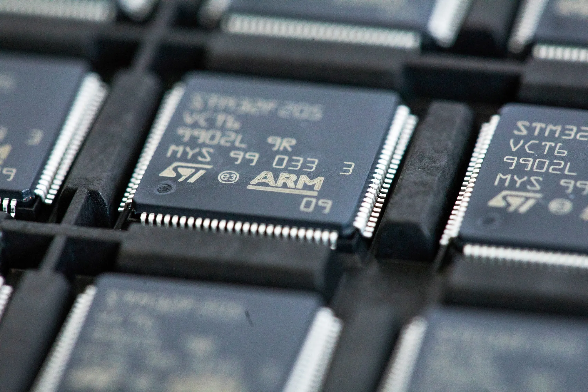 Integrated circuit microchips designed by ARM Ltd.