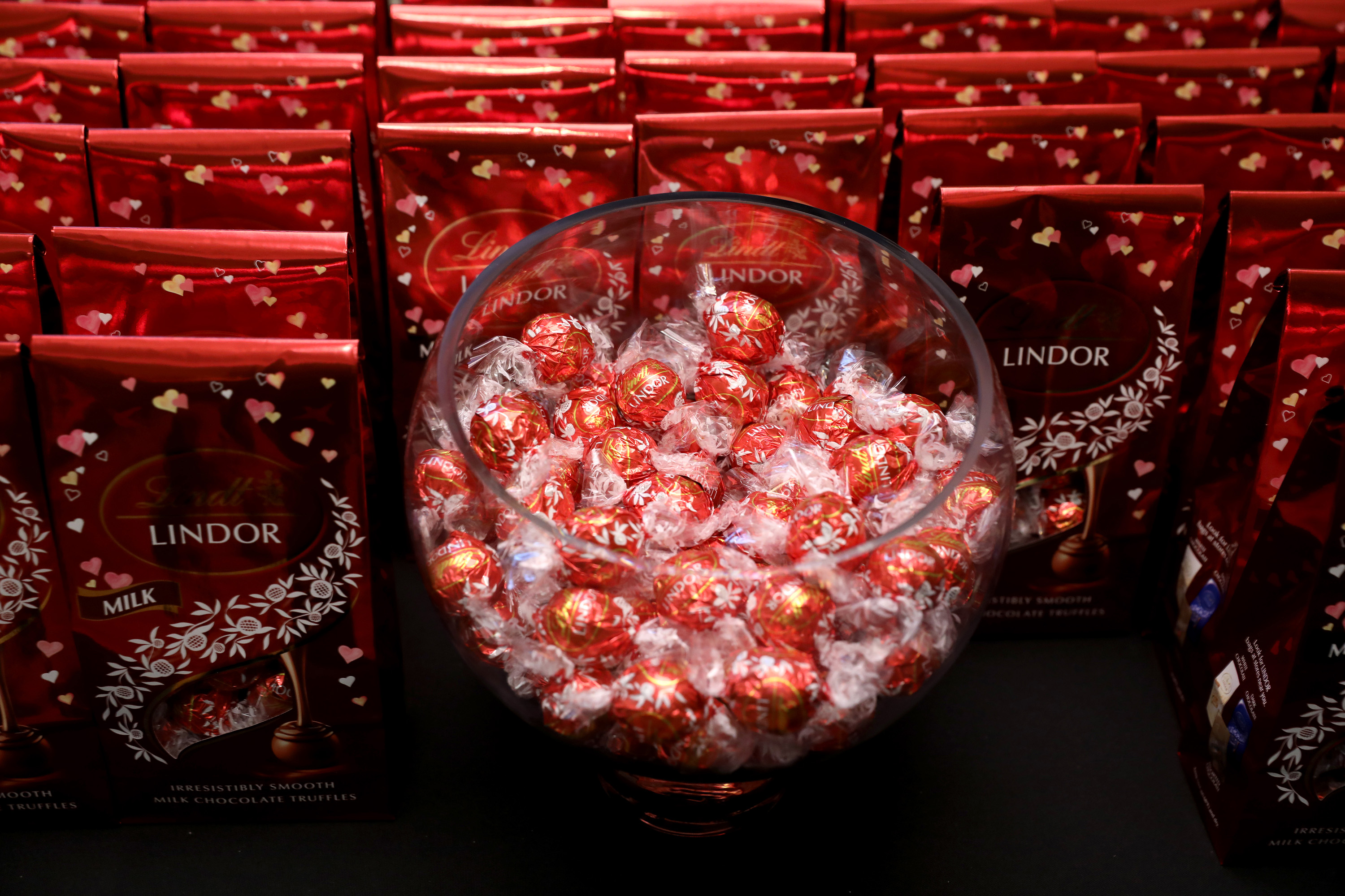 Browse thousands of Lindor images for design inspiration