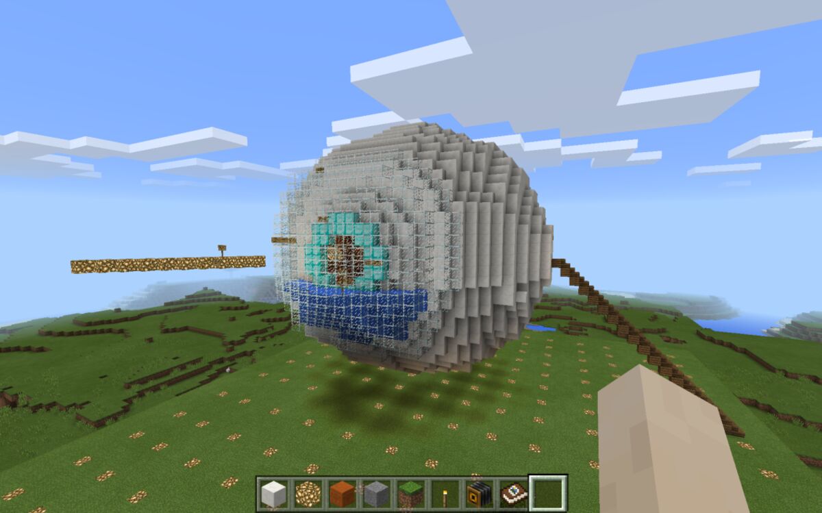Microsoft Turns a Minecraft Mod Into an Education Business - Bloomberg