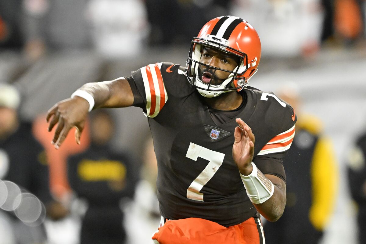 Cleveland Porn Fear - Brissett, Browns Rebound From Collapse, Beat Steelers 29-17 - Bloomberg