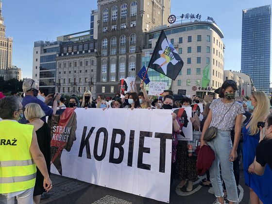 Women Protest as Poland Mulls Quitting Anti-Violence Treaty