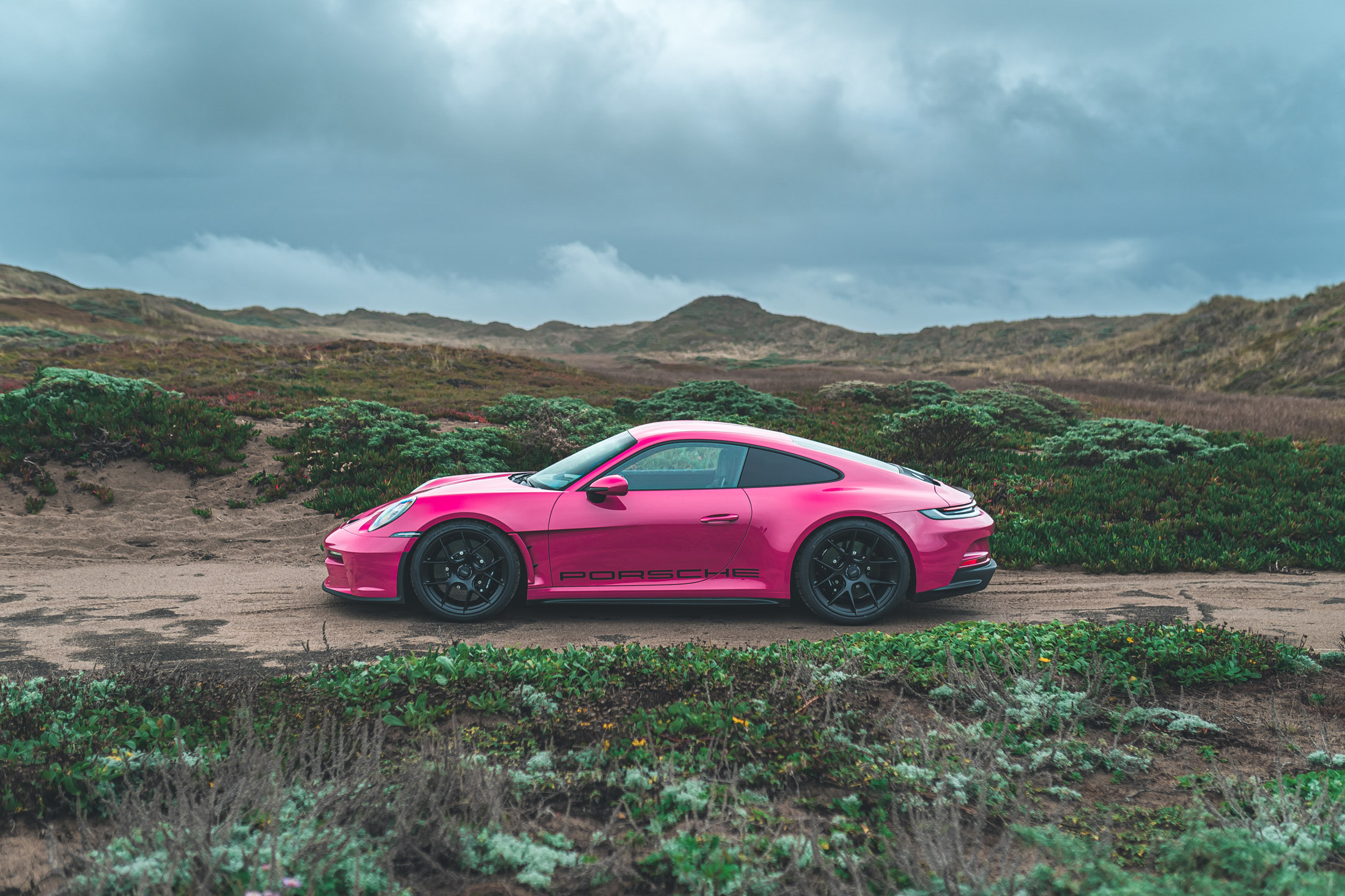 Porsche 911 S/T Review - Bloomberg