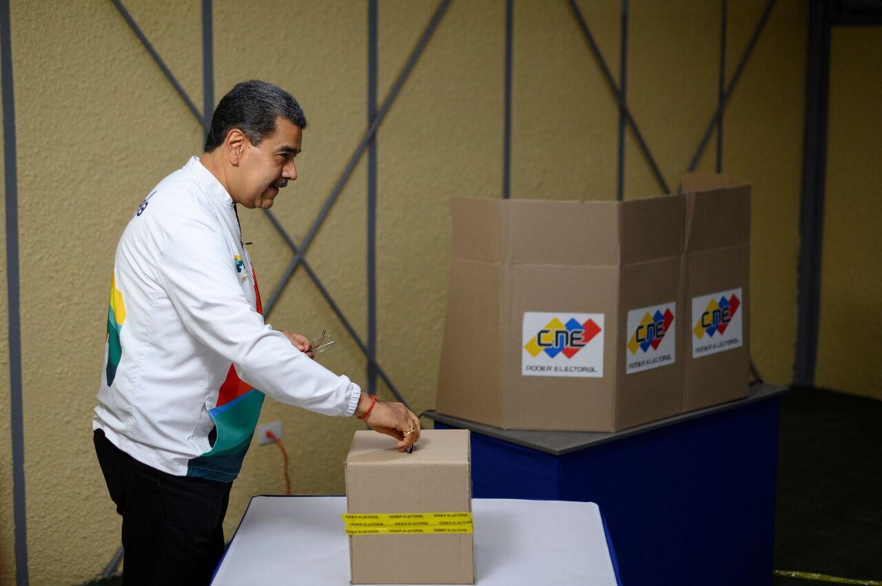 Maduro Fails To Rally Venezuelan Nationalism In Vote Over Border ...