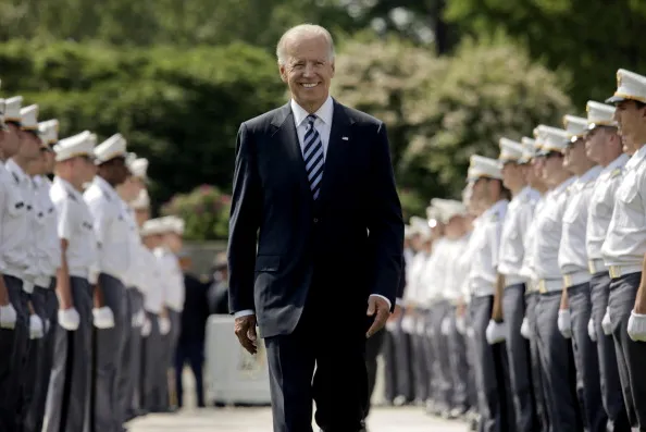 1510346334_biden pic