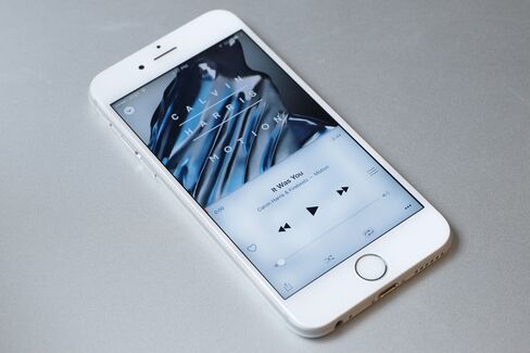 Streaming with Apple Music is essentially identical to using other services.