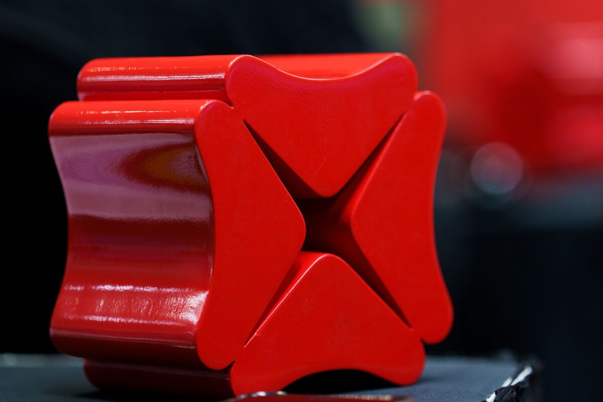 DBS Is Said to Revise Alliance Bank Offer Proposal to 30% Stake.