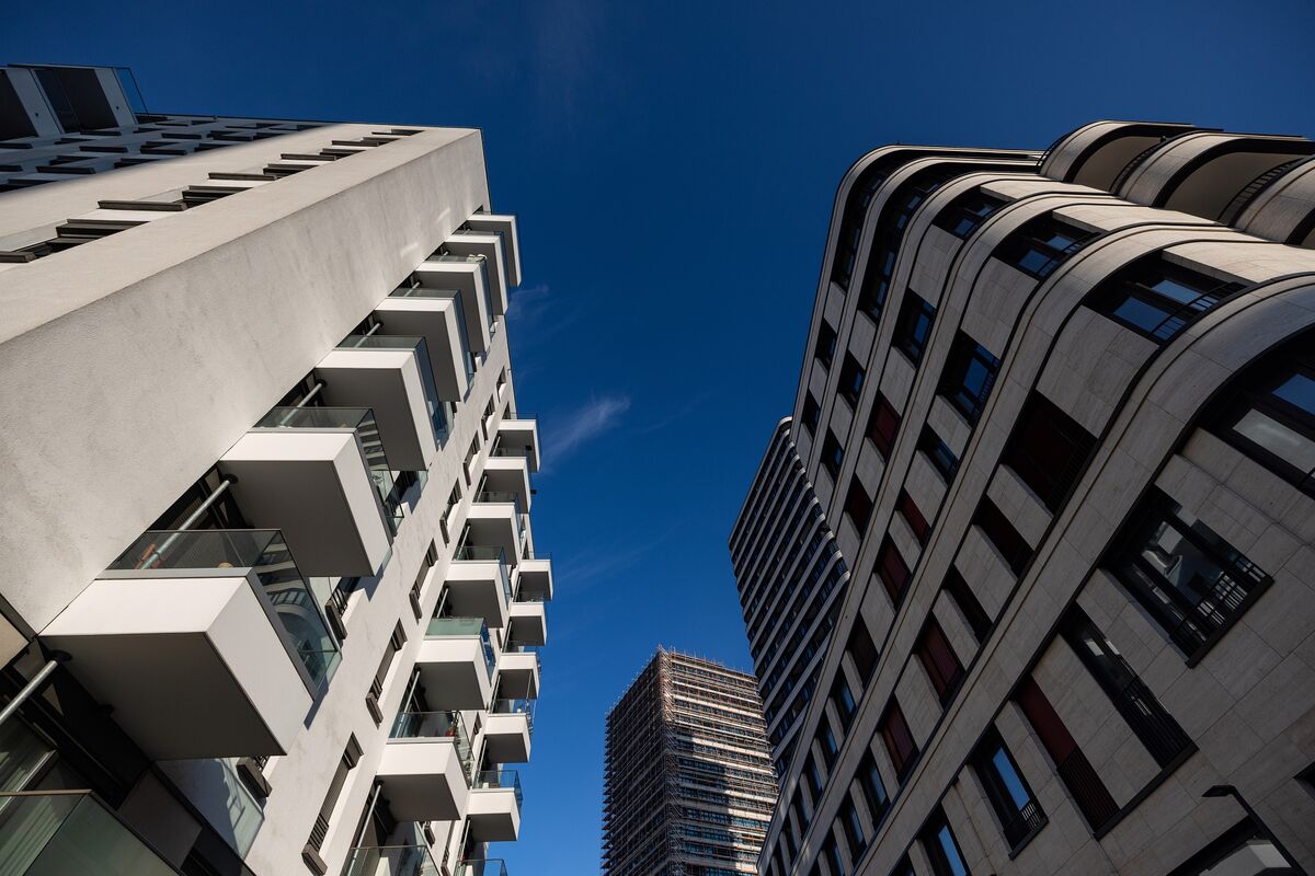 Germany Warns of Difficulty in Blocking Property Seizure Plans