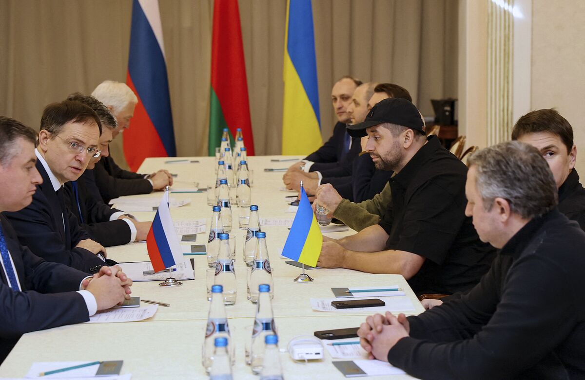 Ukraine-Russia Peace Talks: Delegates Says Both Sides Agree To Continue ...