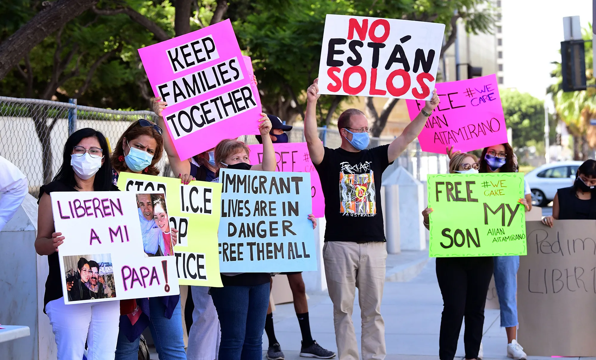 Family members of detainees protest in Los Angeles on Sept. 30. In 2018, Trump adopted a “zero tolerance” approach to illegal border crossings