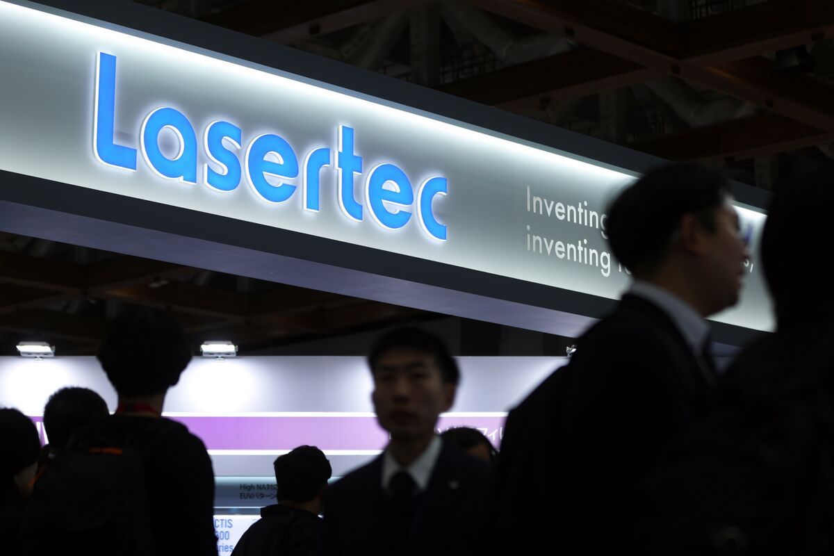 bloomberg.com - Mayumi Negishi - Lasertec Shares Drop After Outlook Misses Market Expectations