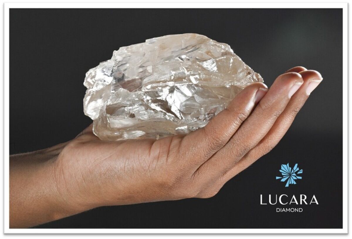 Lucara Diamond Corp. Uncovers 2,492-Carat Diamond