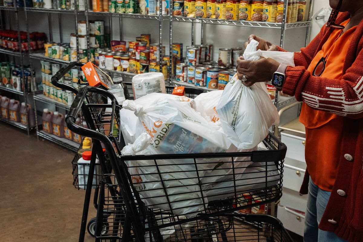 Trump Officials Accused of Disobeying Court in Food Aid Fight