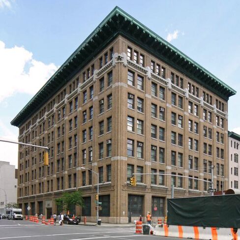260 Eleventh Avenue