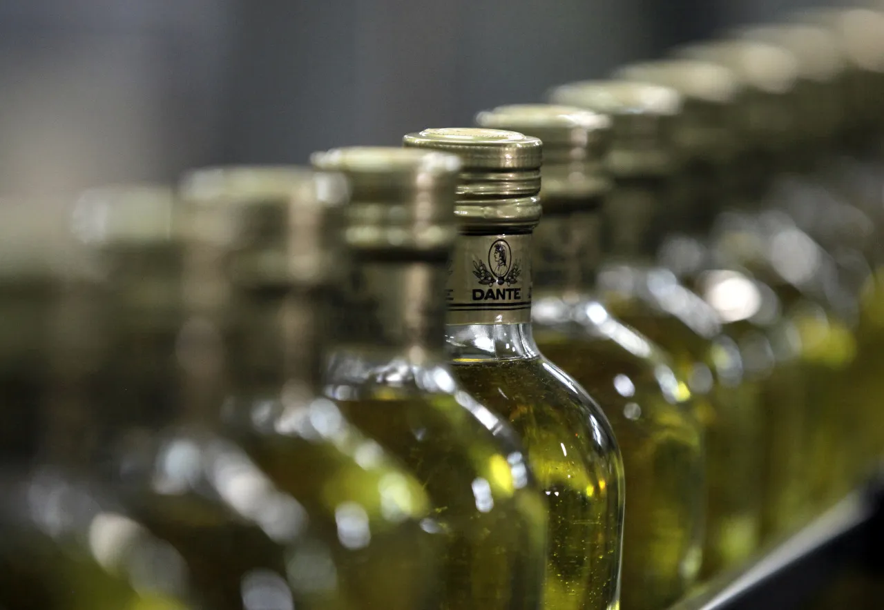 Italy's Oil Giant Taps Mediterranean Diet to Turn Fats Into Fuel
