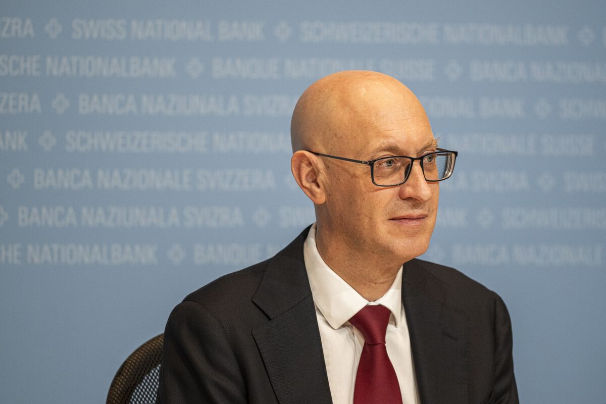 UBS ‘Hard Capital’ Plan Restated by SNB’s Martin as Vote Looms