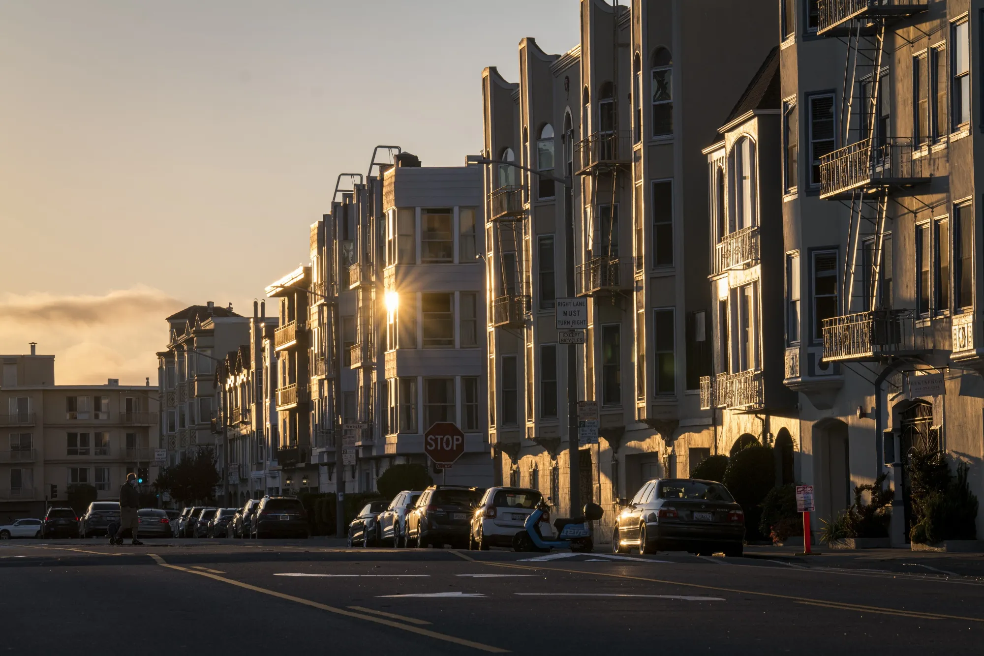 Residential apartment buildings in San Francisco.&nbsp;