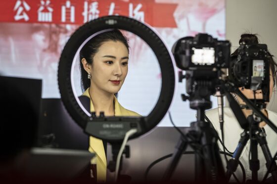 China Hits Top Influencer With $210 Million Fine Over Taxes